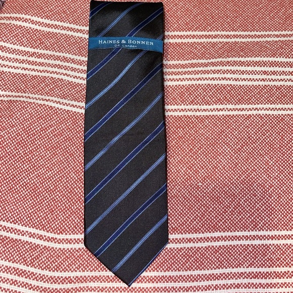 NWT Haines & Bonner of London Tie‎ - Picture 9 of 9